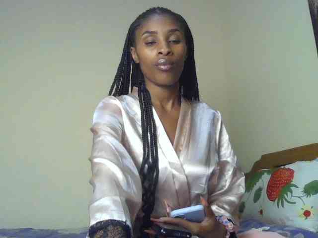 HappyLoverxo webcam