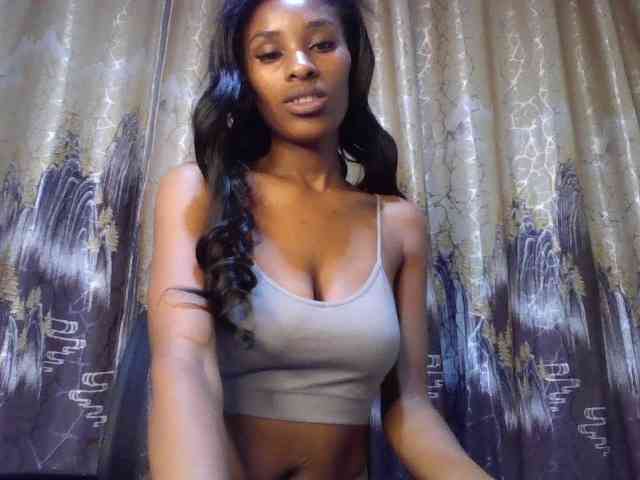 HappyLoverxo webcam