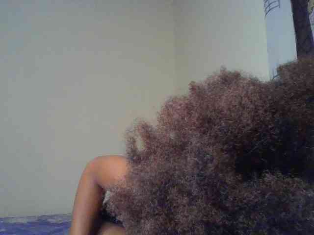 HappyLoverxo webcam