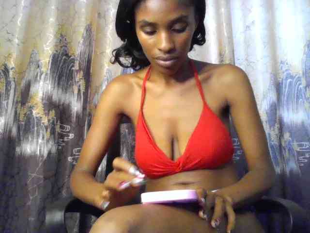 HappyLoverxo webcam