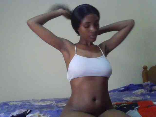 HappyLoverxo webcam