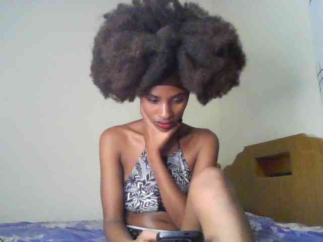 HappyLoverxo webcam