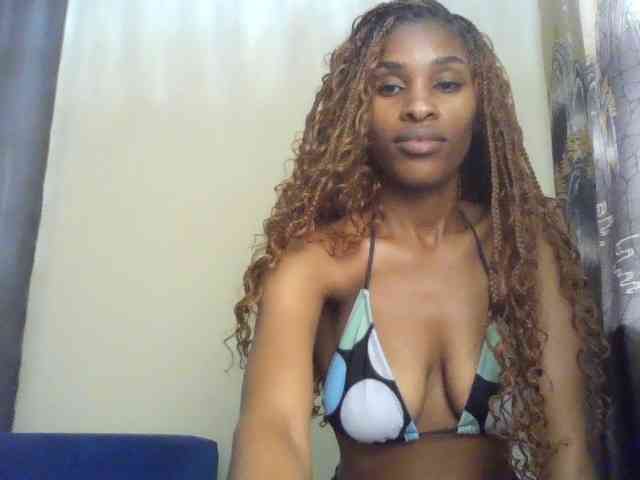 HappyLoverxo webcam