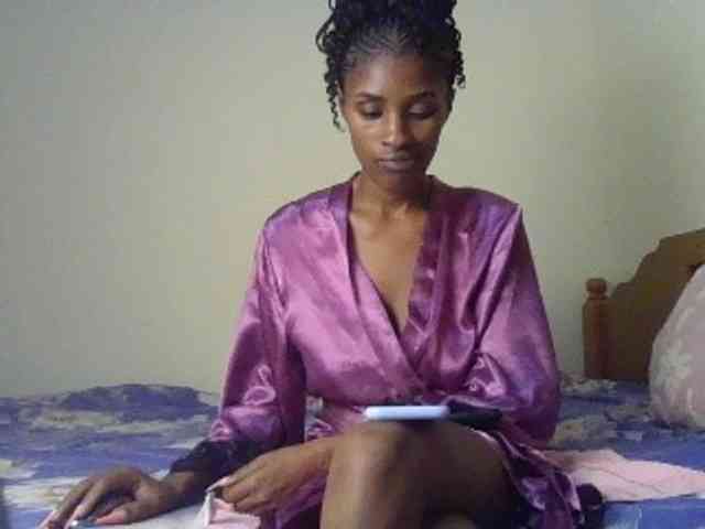 HappyLoverxo webcam
