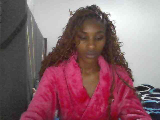 HappyLoverxo webcam