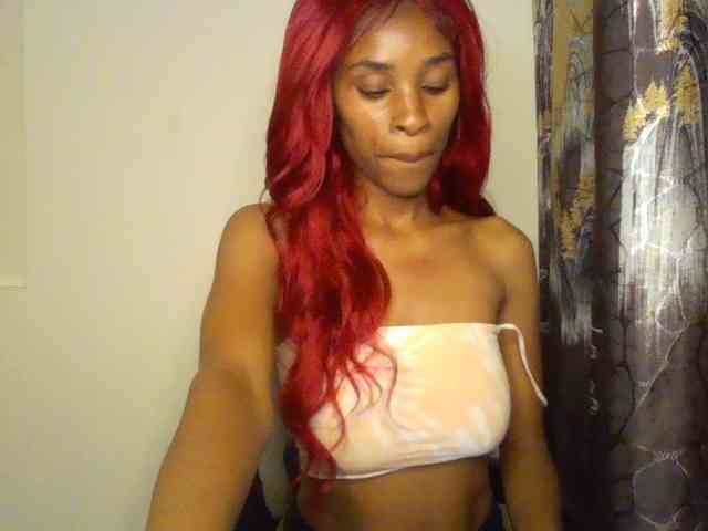HappyLoverxo webcam