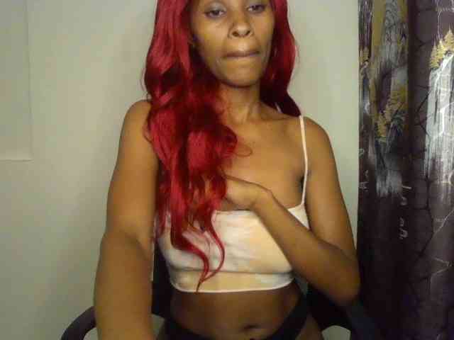 HappyLoverxo webcam