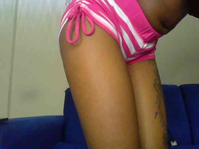 HappyLoverxo webcam