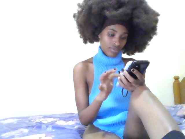 HappyLoverxo webcam