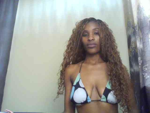 HappyLoverxo webcam