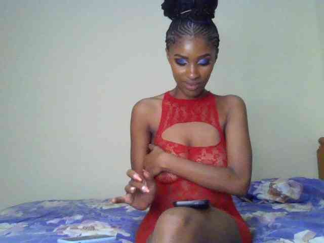 HappyLoverxo webcam