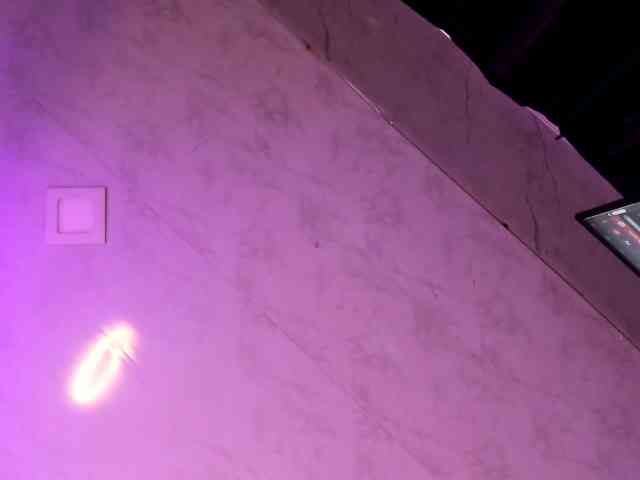 venusxadam webcam