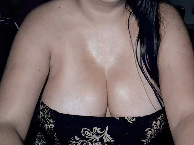 Kellyshowpv's BongaCams show and profile