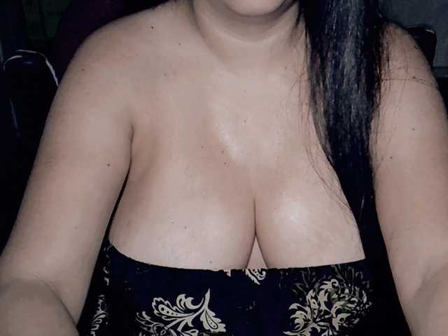 Kellyshowpv's BongaCams show and profile