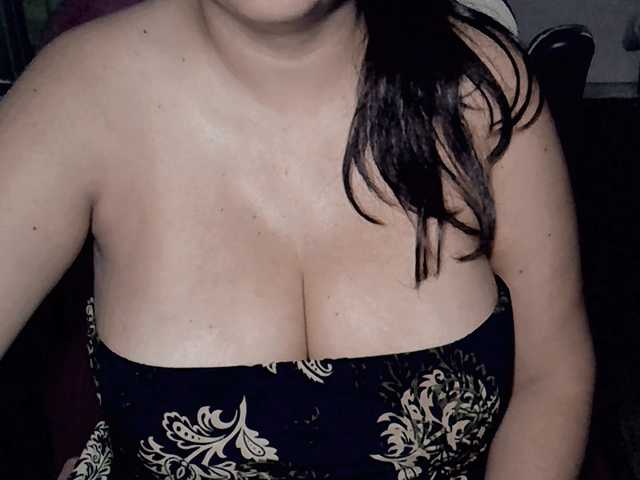 Kellyshowpv's BongaCams show and profile