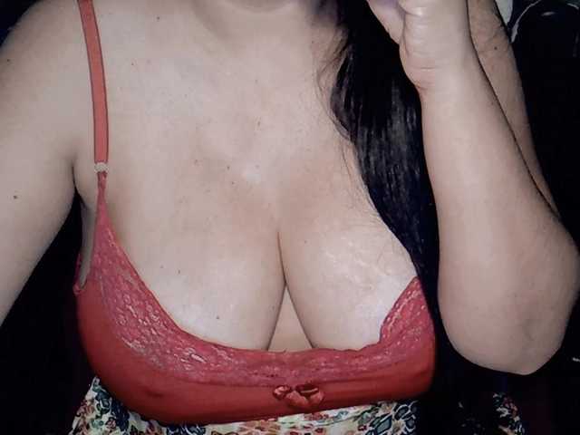 Kellyshowpv's BongaCams show and profile