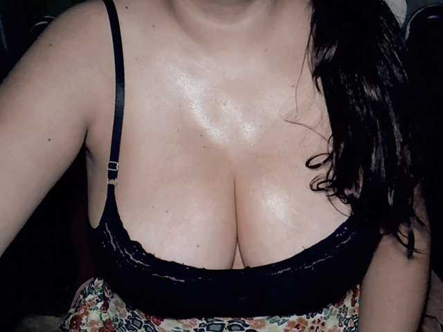 Kellyshowpv's BongaCams show and profile