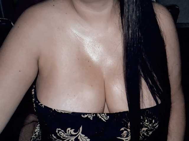 Kellyshowpv's BongaCams show and profile