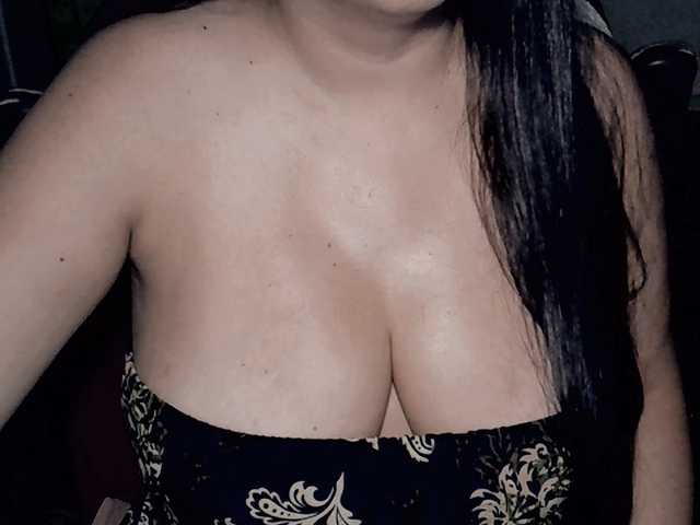 Kellyshowpv's BongaCams show and profile