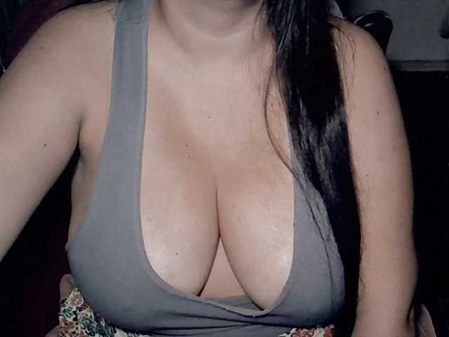 Kellyshowpv's BongaCams show and profile