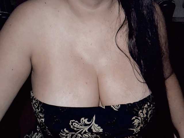 Kellyshowpv's BongaCams show and profile