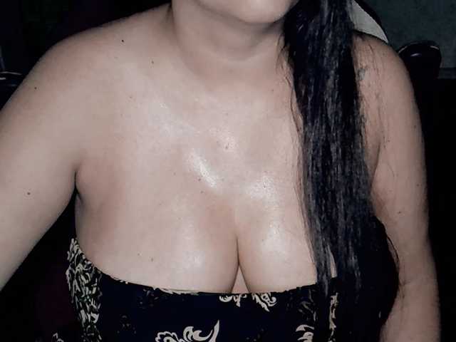 Kellyshowpv's BongaCams show and profile