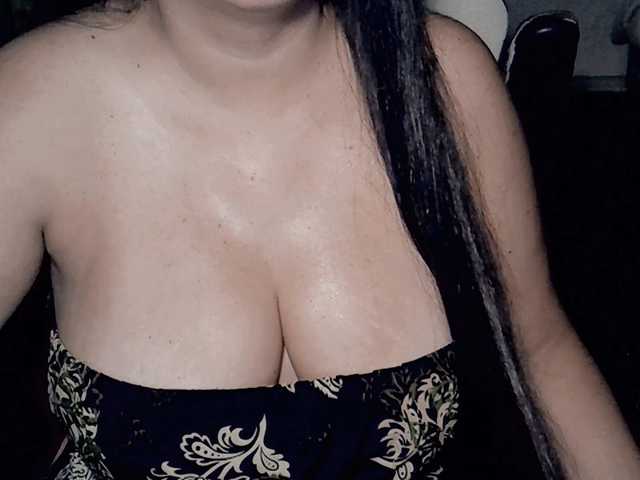 Kellyshowpv's BongaCams show and profile