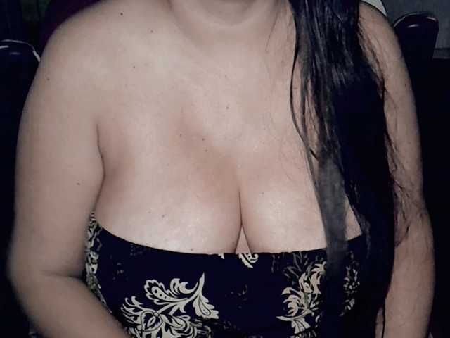 Kellyshowpv's BongaCams show and profile