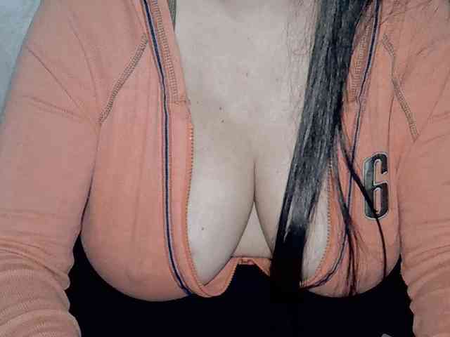 Kellyshowpv webcam
