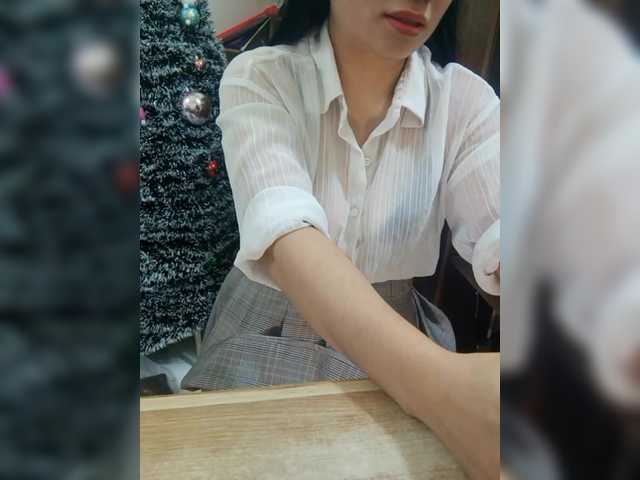 Dream-ari's BongaCams show and profile