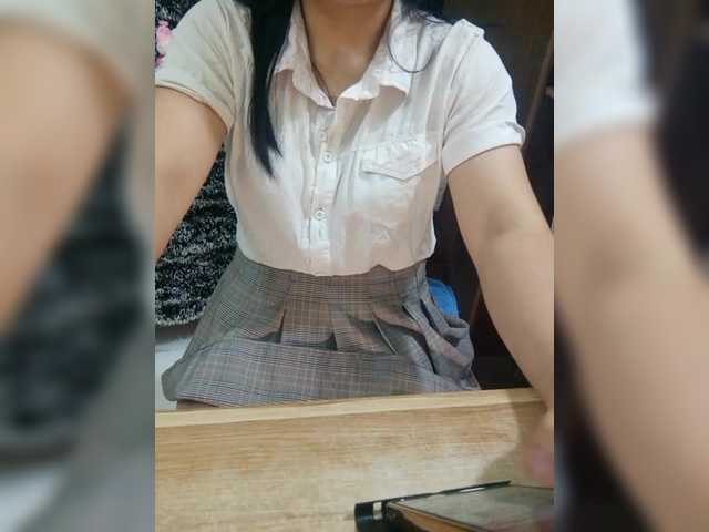 Dream-ari's BongaCams show and profile