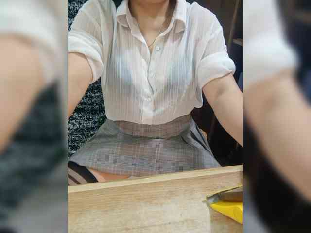 Dream-ari Live Webcam on BongaCams