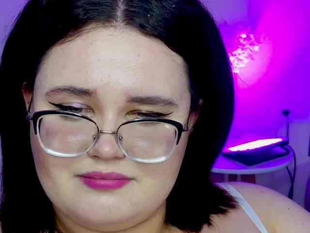 Jessica-Joy webcam