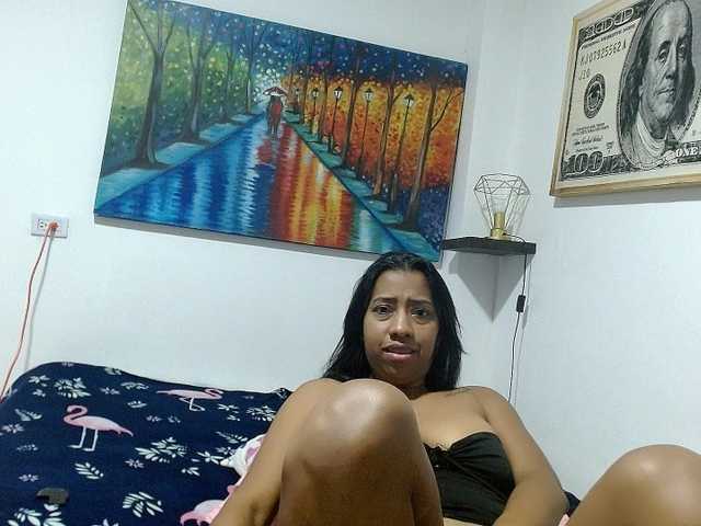 Samantha-kaneg's BongaCams show and profile