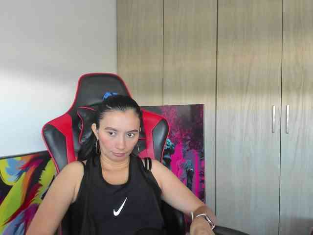 GRACEKELLY9 webcam