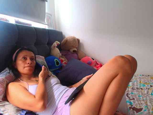 GRACEKELLY9 webcam