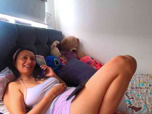 GRACEKELLY9 webcam