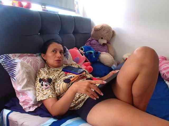 GRACEKELLY9 webcam