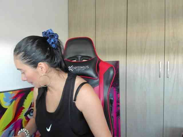 GRACEKELLY9 webcam