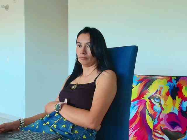 GRACEKELLY9 webcam