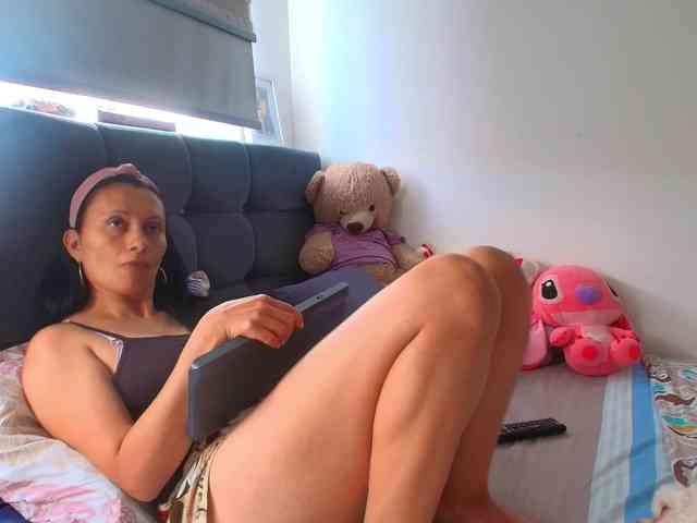 GRACEKELLY9 webcam