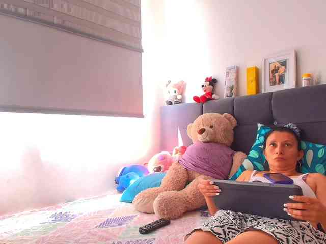 GRACEKELLY9 webcam