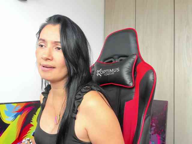 GRACEKELLY9 webcam