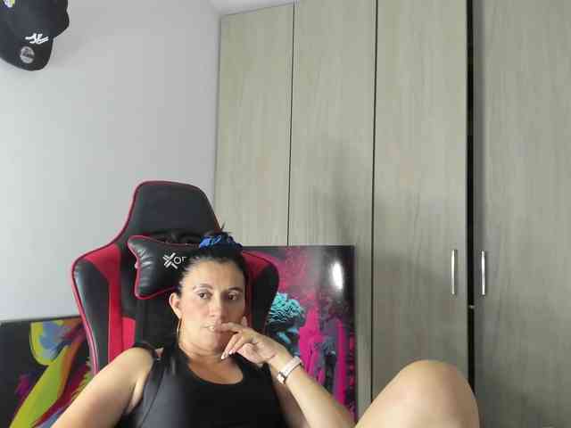 GRACEKELLY9 webcam