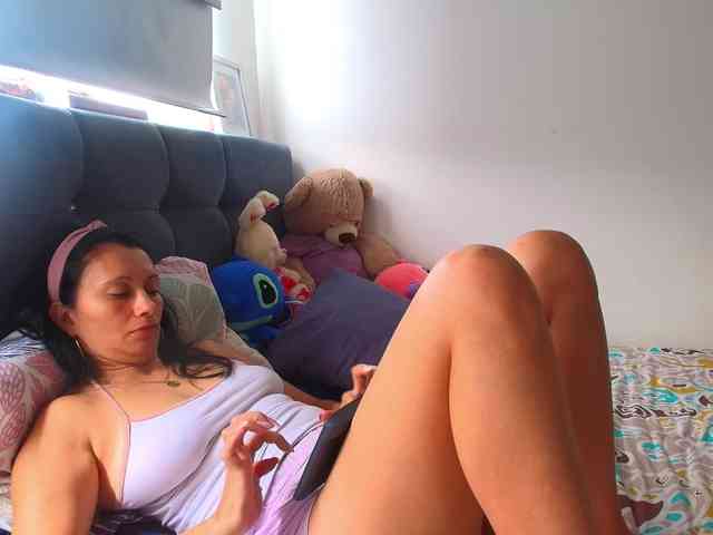 GRACEKELLY9 webcam