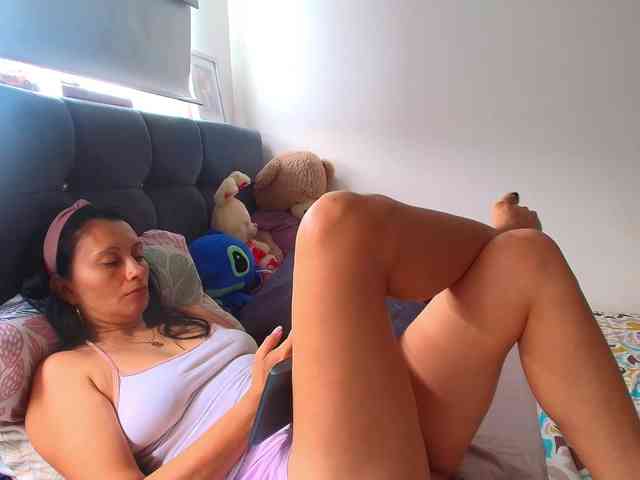 GRACEKELLY9 webcam