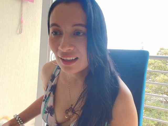 GRACEKELLY9 webcam