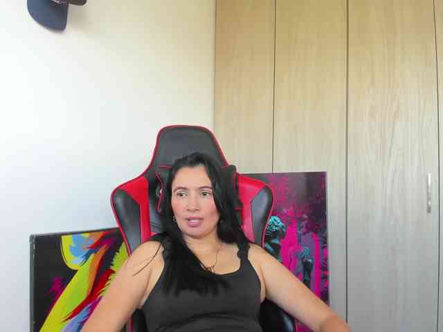GRACEKELLY9 webcam