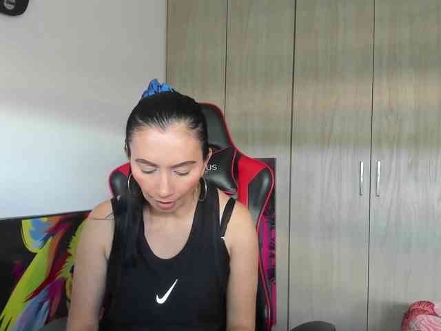 GRACEKELLY9 webcam