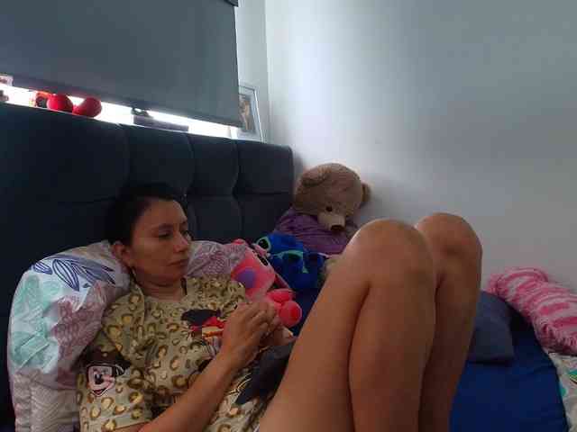 GRACEKELLY9 webcam